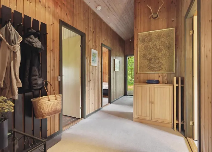 Three-bedroom In Jerup